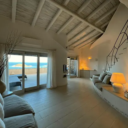 San Teodoro Punta Est Fantastico Trilocale Vista Mare 카파코다카발로