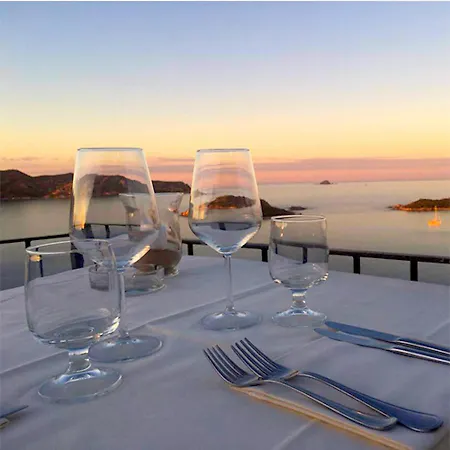 San Teodoro Punta Est Fantastico Trilocale Vista Mare Apartment
