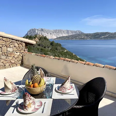 San Teodoro Punta Est Fantastico Trilocale Vista Mare