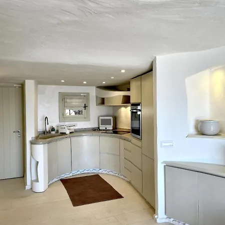 San Teodoro Punta Est Fantastico Trilocale Vista Mare Apartment