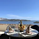 Punta Est - Trilo Alloro Vista Mare & Relax