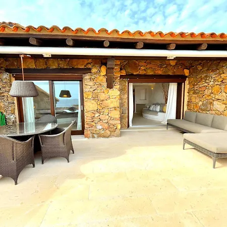 San Teodoro Punta Est Fantastico Trilocale Vista Mare Appartement