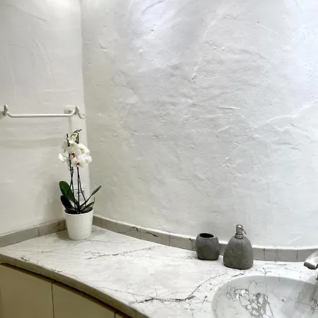 Punta Est - Trilo Alloro Vista Mare & Relax Apartment