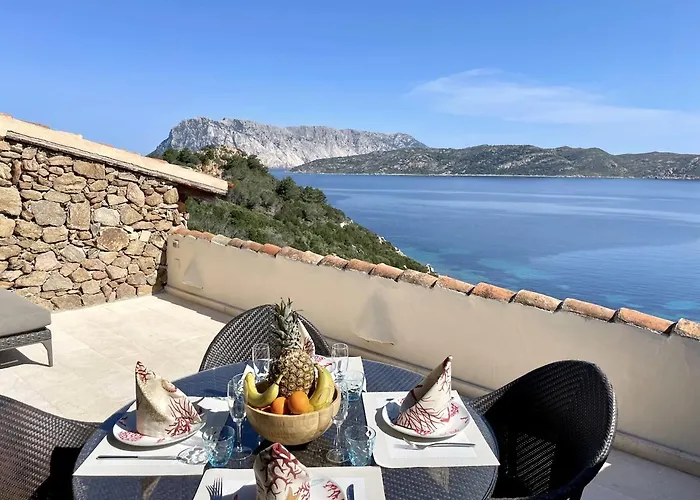 San Teodoro Punta Est Fantastico Trilocale Vista Mare Appartement *