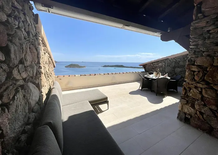 San Teodoro Punta Est Fantastico Trilocale Vista Mare Appartement