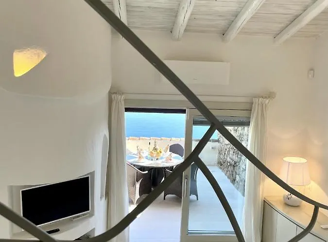 San Teodoro Punta Est Fantastico Trilocale Vista Mare Appartement